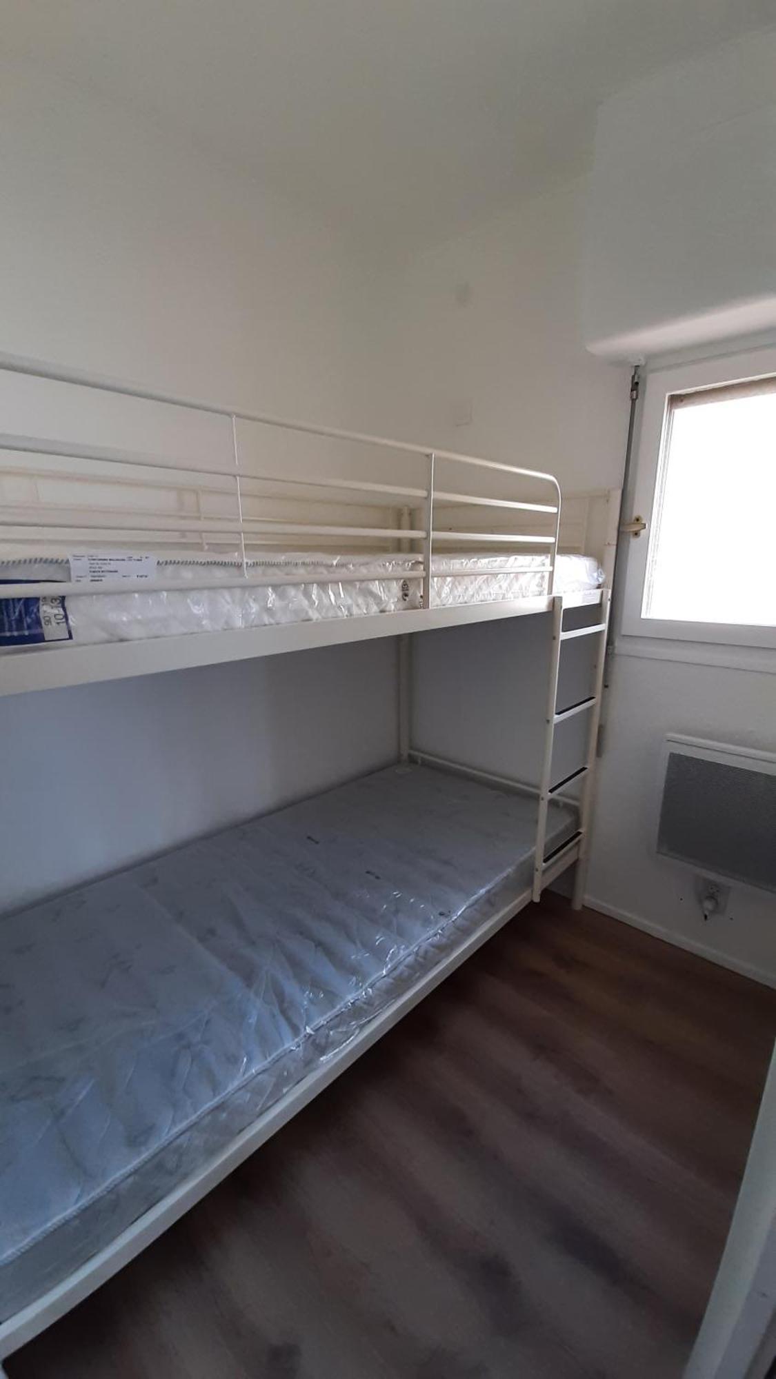 T2 Cabine Avec Tres Belle Vue Sur Le Port De Plaisance Leucate Exterior photo