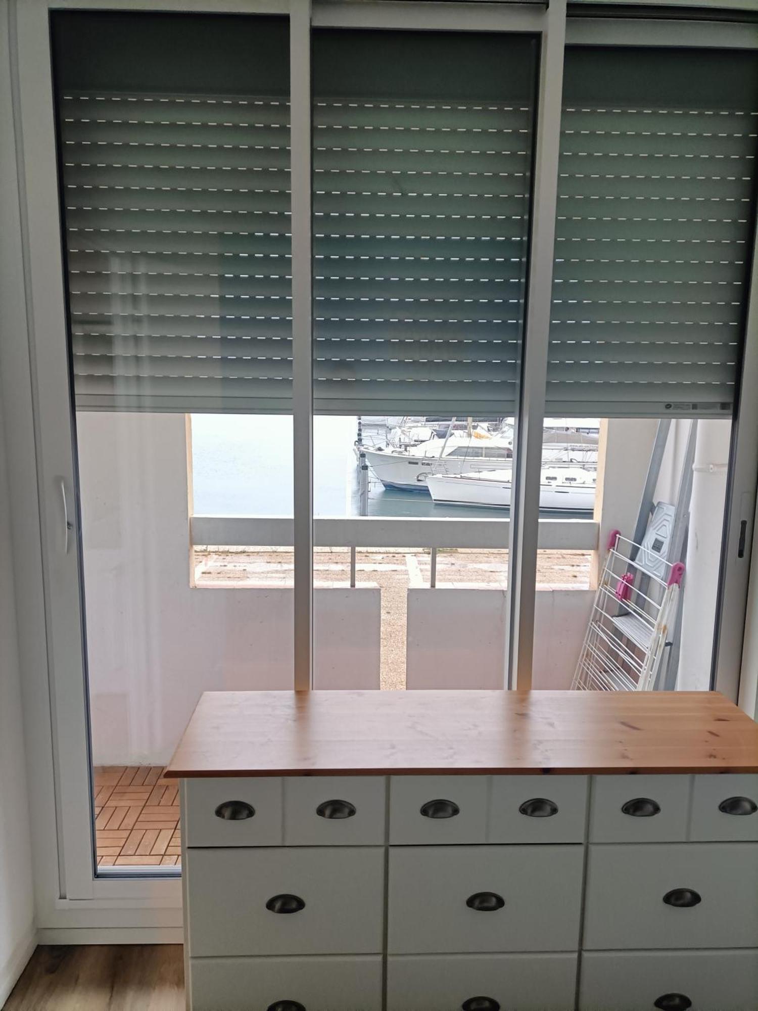 T2 Cabine Avec Tres Belle Vue Sur Le Port De Plaisance Leucate Exterior photo